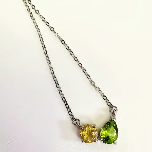 925 Silber Halskette mit Peridot & Citrin – Asymmetrischer Anhänger