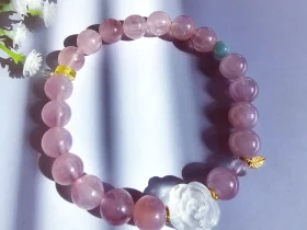 AB-PER-03-03 Lavendelquarz Armband mit Bergkristall-Rose & Amazonit – Pastell-Look